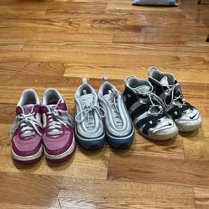 Lot of 3 nike sneakers